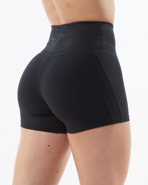 Blackout Alphalete Pulse Surge Short 4" Women's Shorts | 3984015-QC