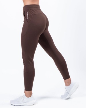 Coffee Alphalete Trace Jogger Women's Jogger | 3907642-ID