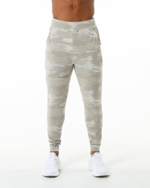 Desert Canvas Camo Alphalete Trace Jogger Men's Jogger | 2705136-GD