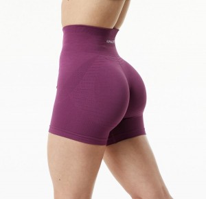 Grape Alphalete Ozone Short 5.5" Women's Shorts | 7235069-EJ