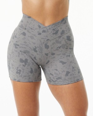 Pebble Print Stone Grey Alphalete Surface Power Short 5" Women's Shorts | 1624509-SQ