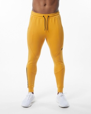 Yellow Alphalete ELMTS Cuffed Jogger Men's Jogger | 4579620-UN