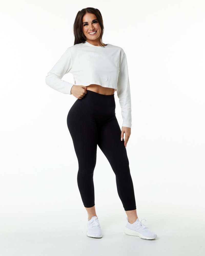 Avalanche Alphalete Core LS Crop Women's Long Sleeve | 3491860-JF