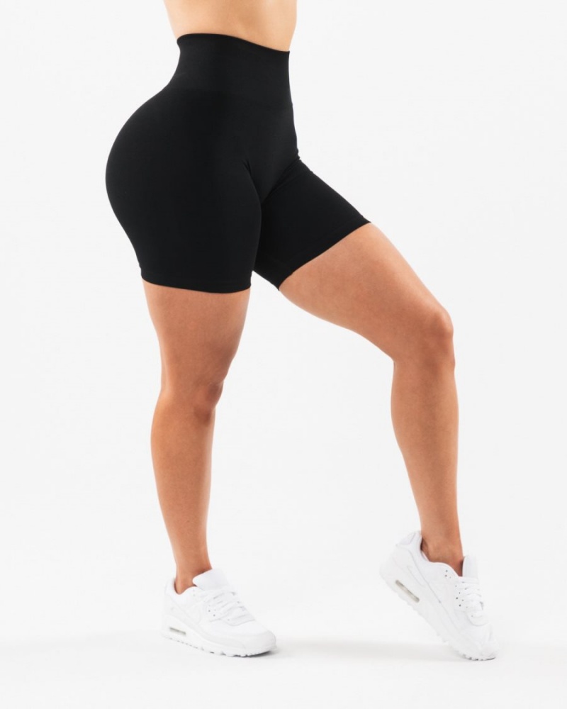 Black Alphalete Amplify Short 6.5” Women's Shorts | 9028146-UW