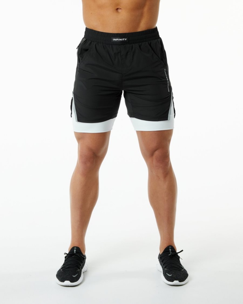 Black / White Alphalete Infinity Speed Short 5.5" Men's Shorts | 8295617-UP