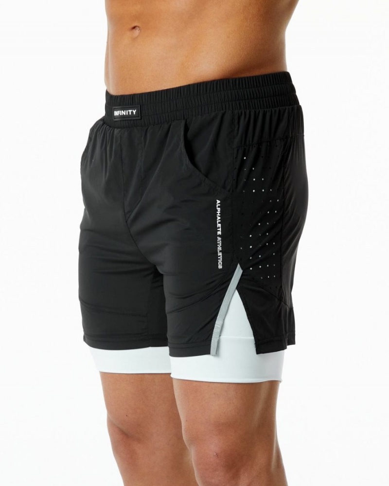 Black / White Alphalete Infinity Speed Short 5.5" Men\'s Shorts | 8295617-UP