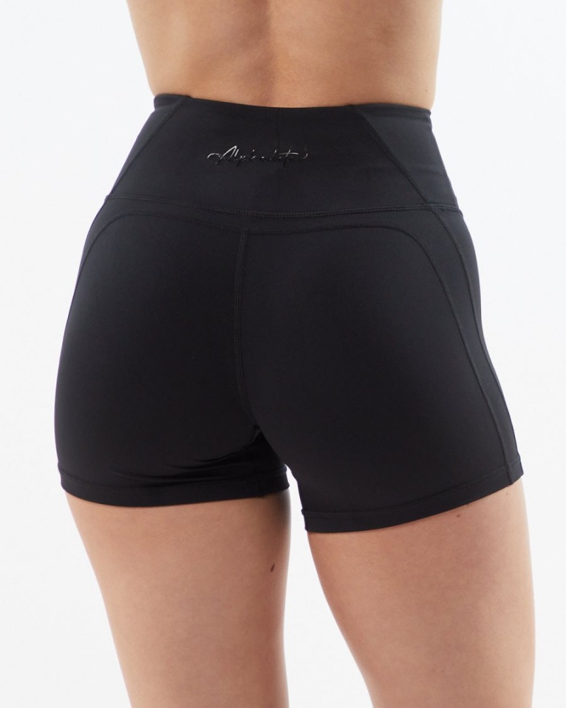 Blackout Alphalete Pulse Surge Short 4" Women's Shorts | 3984015-QC