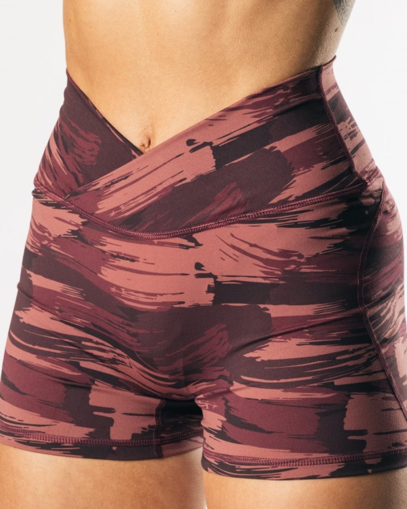 Burgundy Canvas Camo Alphalete Surface Power Short 5" Women's Shorts | 7905861-TN