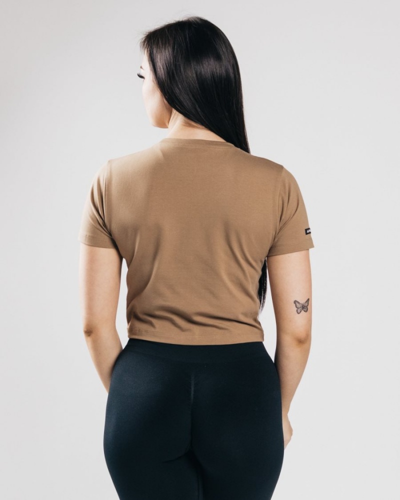 Dark Tan Alphalete Essential Short Sleeve Crop Women's Shirts | 6358079-UE