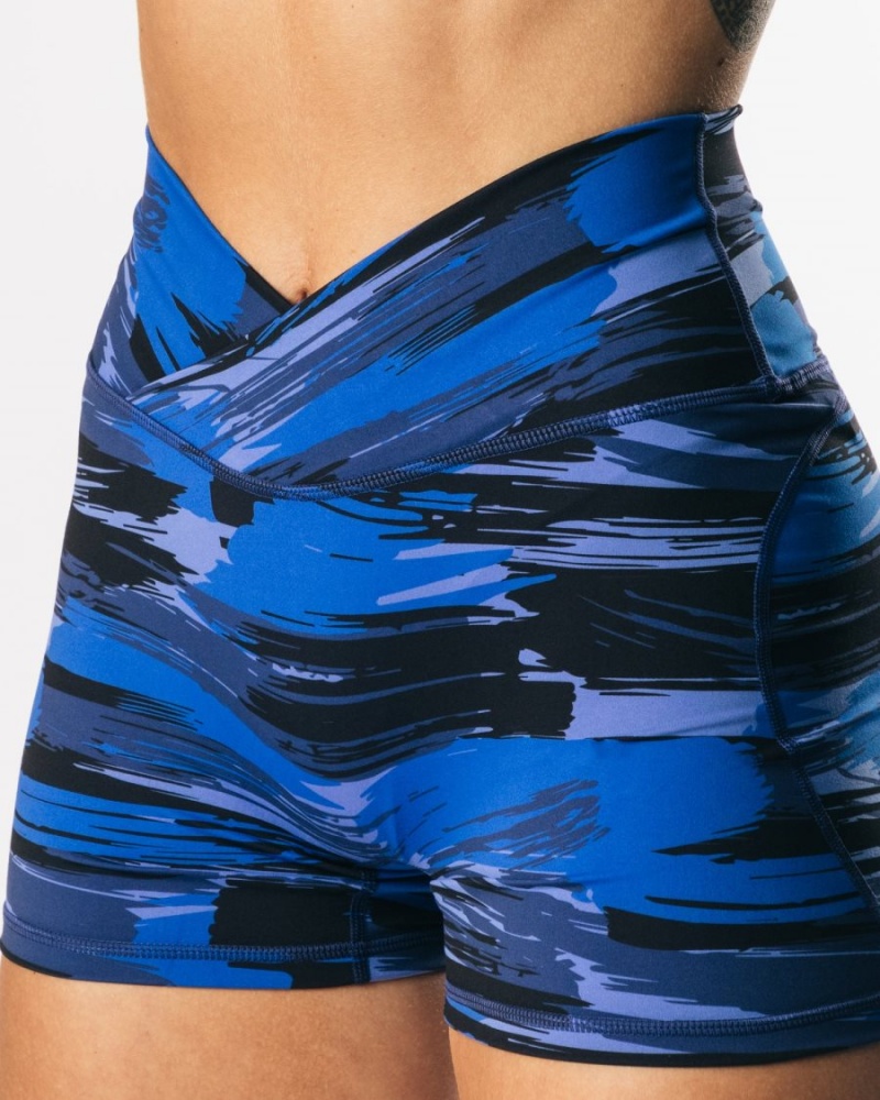 Electric Blue Canvas Camo Alphalete Surface Power Short 5" Women's Shorts | 8976130-ST