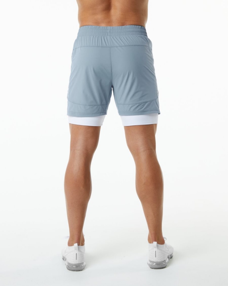 Fog Blue Alphalete Infinity Speed Short 5.5" Men's Shorts | 1649385-SY