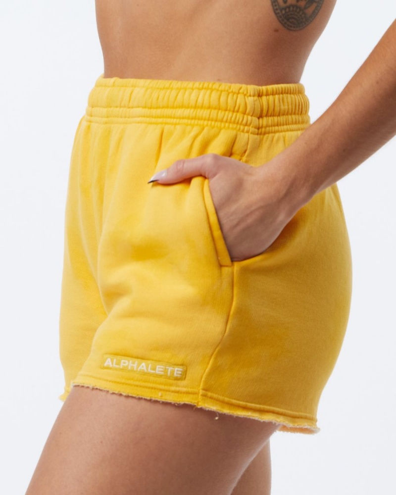 Honey Alphalete HCTS Short 3.5" Women's Shorts | 2019375-WN