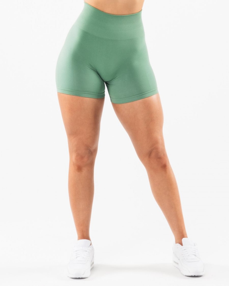 Jade Alphalete Amplify Short 4.5" Women's Shorts | 0296458-YE