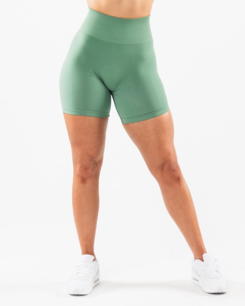 Jade Alphalete Amplify Short 6.5” Women's Shorts | 1850346-OZ