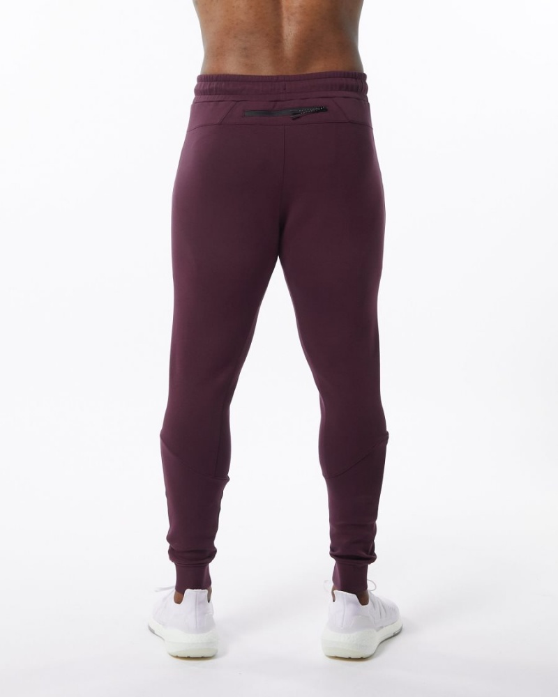 Merlot Alphalete ELMTS Cuffed Jogger Men's Jogger | 1354768-YZ