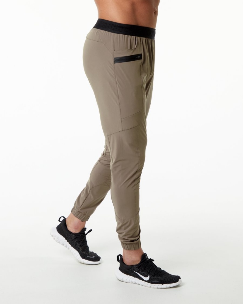 Mocha Alphalete Studio Pant Men's Jogger | 6758920-UD