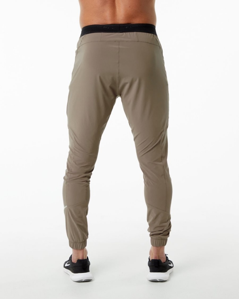 Mocha Alphalete Studio Pant Men's Jogger | 6758920-UD