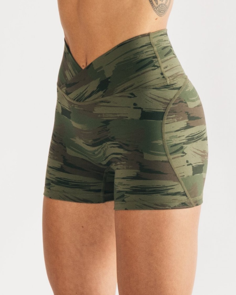 Olive Canvas Camo Alphalete Surface Power Short 5" Women's Shorts | 2197630-EY