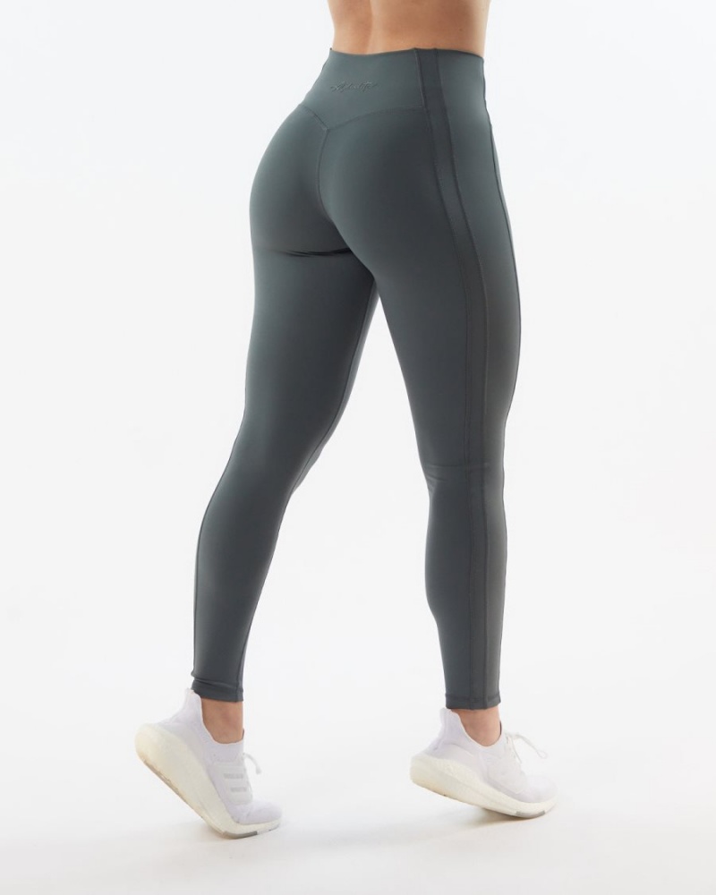 Porcelain Grey Alphalete Pulse Kinetic Legging Women\'s Leggings | 1097685-LZ