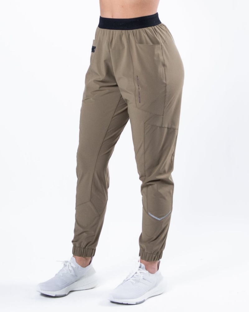 Taupe Alphalete Studio Pant Women's Jogger | 8102973-PC