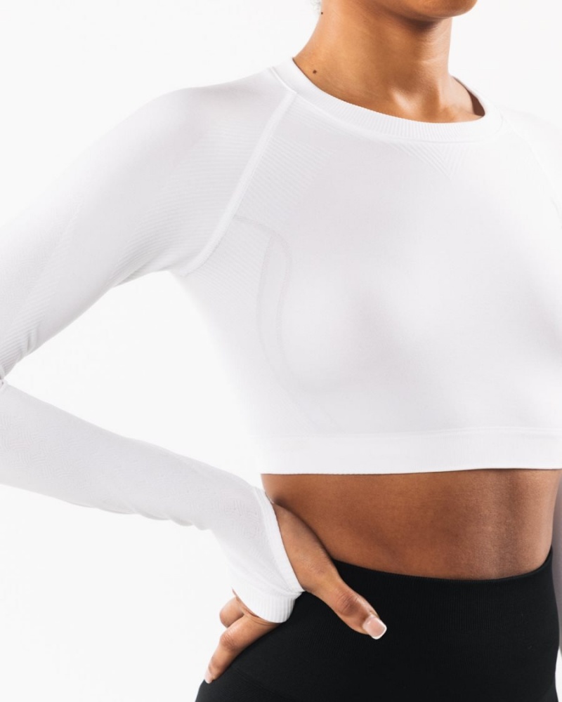 White Alphalete Stratus LS Crop Women's Long Sleeve | 1329608-LZ